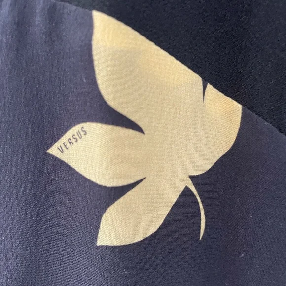 Versus dress - Picture 6 of 6